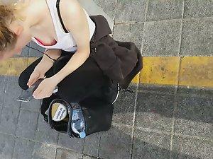 Small tits and nipple slip in pink bra Picture 8