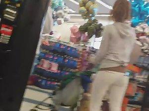 Young latina milf in the supermarket Picture 6