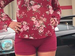 Nice pussy bulge in dark red shorts