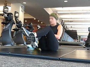 Sexy fitness girl stretching and planking in gym Picture 4