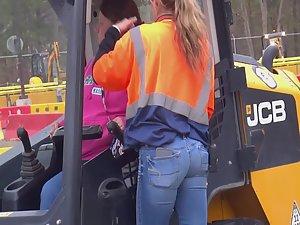 Teen shorty got a great ass