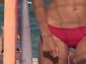 Sublime cameltoe of a beach volleyball player Picture 3