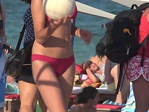 Sublime cameltoe of a beach volleyball player Picture 5