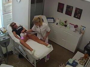 Spying on pale butt of a tanned woman during depilation Picture 6