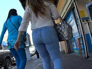 Following and checking out big ass in jeans Picture 1
