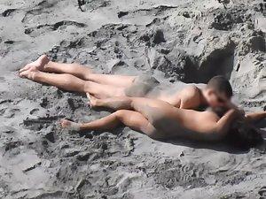 Hot nudist girl's ass get dirty from the sand Picture 3