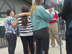 Super sexy girl in roller coaster line Picture 3