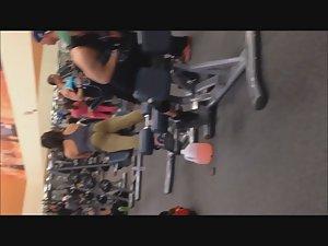 Spying on buns of steel in the gym Picture 7