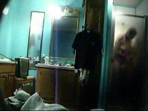 She masturbates under a shower Picture 4