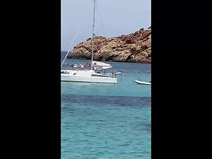 Blowjob on a yacht is recorded from the shore Picture 3