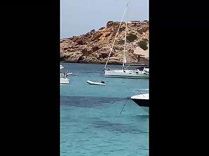 Blowjob on a yacht is recorded from the shore Picture 4