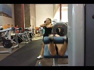 Gym girls spied during their workout Picture 6