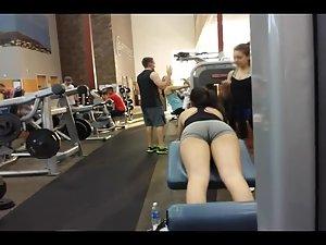 Gym girls spied during their workout Picture 7