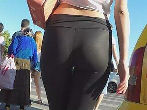 Thong in transparent leggings at crossroads Picture 6