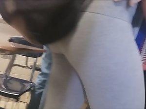 Schoolgirl's hot ass in classroom Picture 7
