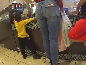 Top shelf kind of milf Picture 6