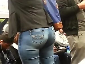 Imagine you're anally fucking that butt