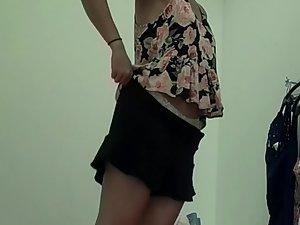Peeping on tits of sexy girl trying new clothes Picture 8