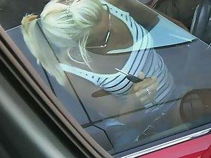 Upskirt of hot blonde when she enters the car Picture 5