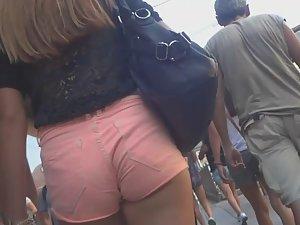 Pink shorts deep in young ass crack Picture 8