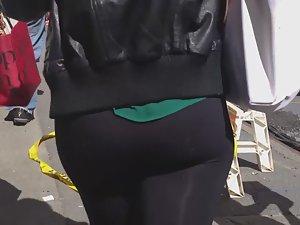 Hot chick yanks tights on her ass Picture 5