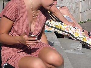 Necklace pendant between great boobs Picture 1