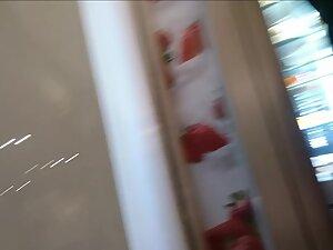 Fantastic quick upskirt in a crowded store Picture 2