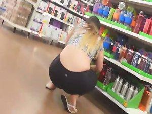 Big ass in black leggings in store