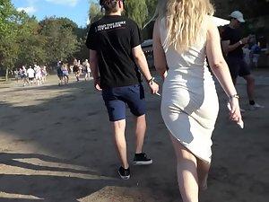 Sexy pear shaped body in tight whitish dress Picture 4