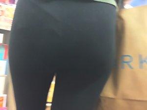 Young cutie in see through tights Picture 8