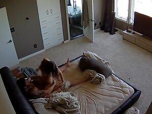 Spying on fit couple having incredible sex at home Picture 3