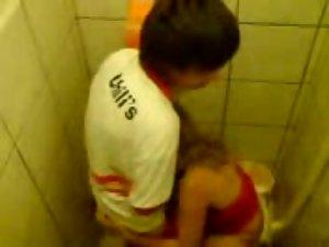 Wild fuck busted in the toilet Picture 4