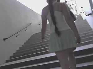 Long braided hair and hot ass in upskirt Picture 3