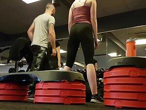 Gym voyeur checks out hot blonde during her workout Picture 8