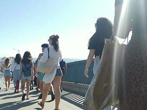 Big wiggly booty in animal pattern leggings Picture 3