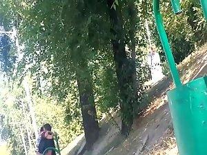 Teenagers fucking on a park bench Picture 5