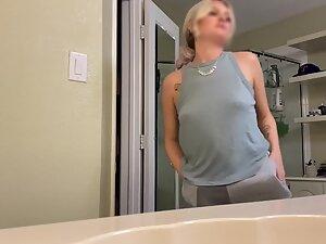 Spying on extra sexy blonde in bathroom Picture 7