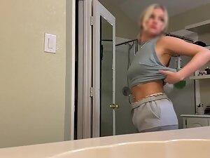Spying on extra sexy blonde in bathroom Picture 8