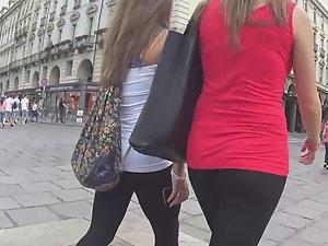 Two hot teens in big city square Picture 6