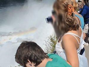 Sightseeing on tits by niagara falls Picture 3