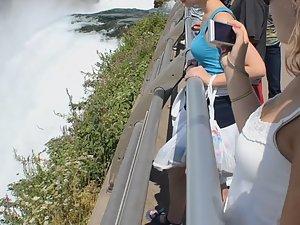 Sightseeing on tits by niagara falls Picture 8