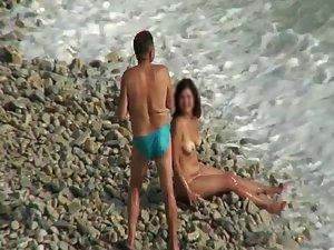 Older guy on a beach with a mistress Picture 4