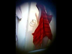 Spying on hairy pussy that looks like a jungle Picture 3