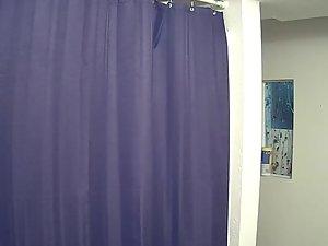 Spying on fun couple showering together Picture 3