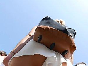 Juicy ass seen in amazing upskirt Picture 1