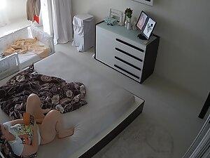Horny milf tickles her clitoris and watches porn in bedroom Picture 8