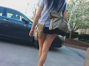 Creepshot of nice young ass in tiny shorts Picture 1