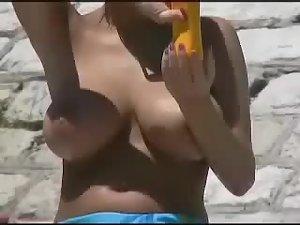 Big natural tits rubbed with lotion Picture 5