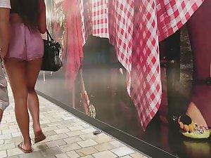 Sexy girlfriend and her funny stocky boyfriend Picture 2