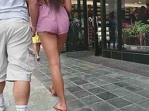 Sexy girlfriend and her funny stocky boyfriend Picture 5